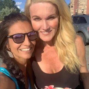 Meet your Posher, Velvet